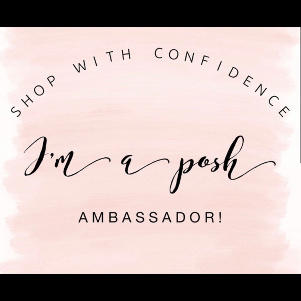 Come shop my closet! I love offers!